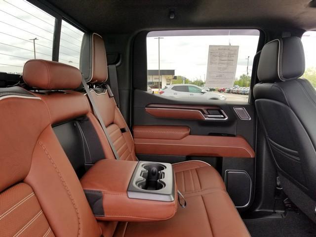 2023 GMC Sierra 1500 Vehicle Photo in ELYRIA, OH 44035-6349