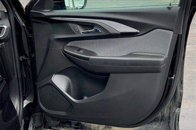2021 Chevrolet Trailblazer Vehicle Photo in TOPEKA, KS 66609-0000