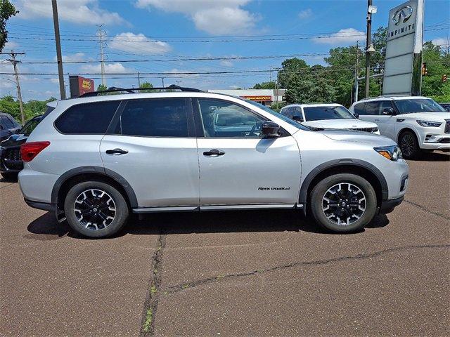 2020 Nissan Pathfinder Vehicle Photo in Willow Grove, PA 19090