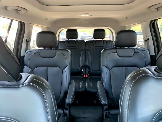 2024 Jeep Grand Cherokee L Vehicle Photo in BEAUFORT, SC 29906-4218