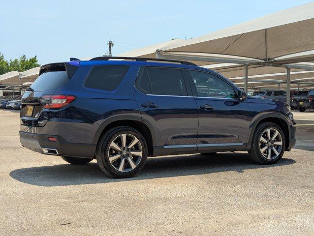 2025 Honda Pilot Vehicle Photo in San Antonio, TX 78230