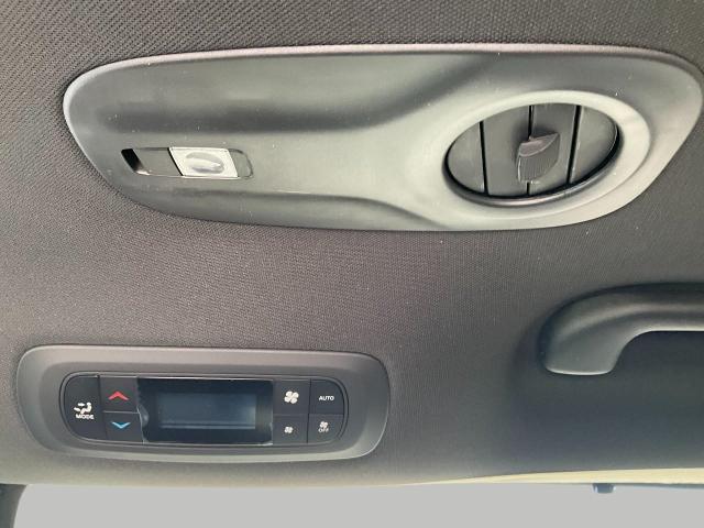 2025 Chrysler Pacifica Vehicle Photo in Kaukauna, WI 54130