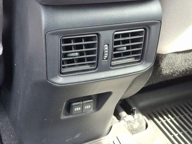 2022 Toyota RAV4 Vehicle Photo in WATERTOWN, CT 06795-3318