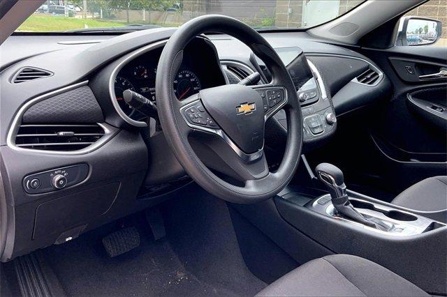 2025 Chevrolet Malibu Vehicle Photo in KANSAS CITY, MO 64114-4502