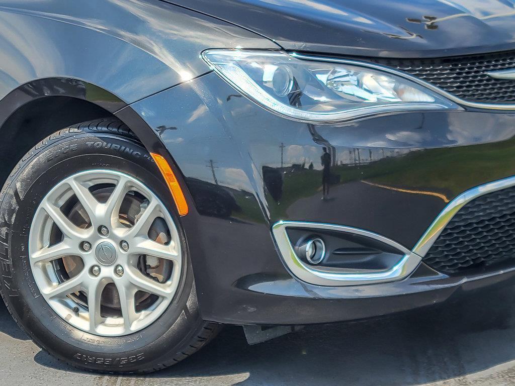 2020 Chrysler Pacifica Vehicle Photo in AURORA, IL 60503-9326