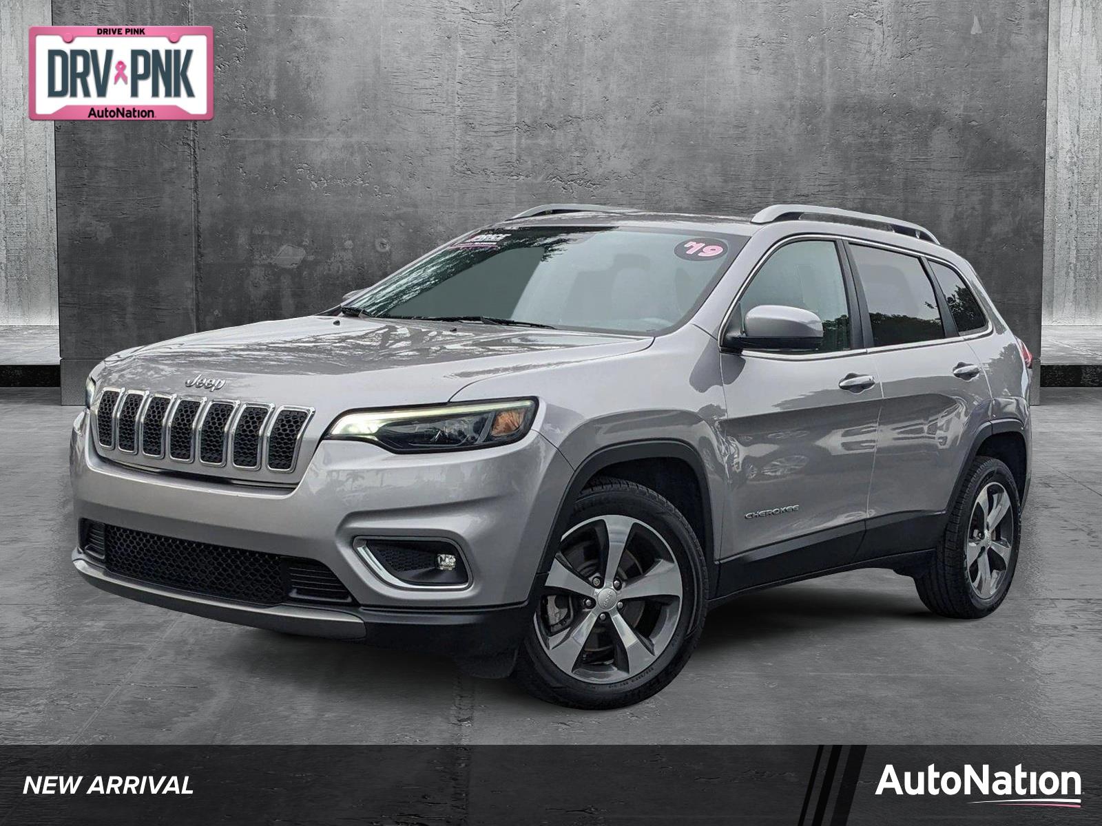 2019 Jeep Cherokee Vehicle Photo in Pembroke Pines, FL 33027