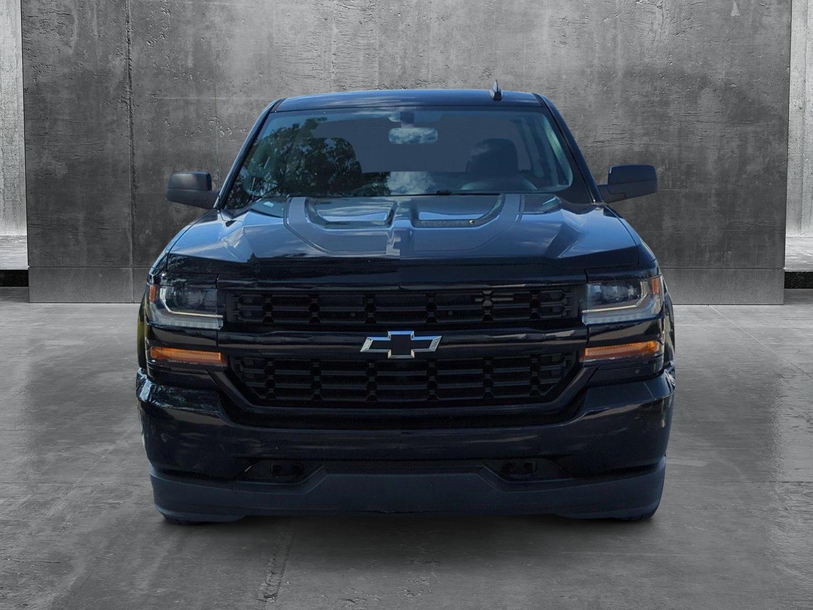 2018 Chevrolet Silverado 1500 Vehicle Photo in Pembroke Pines, FL 33027