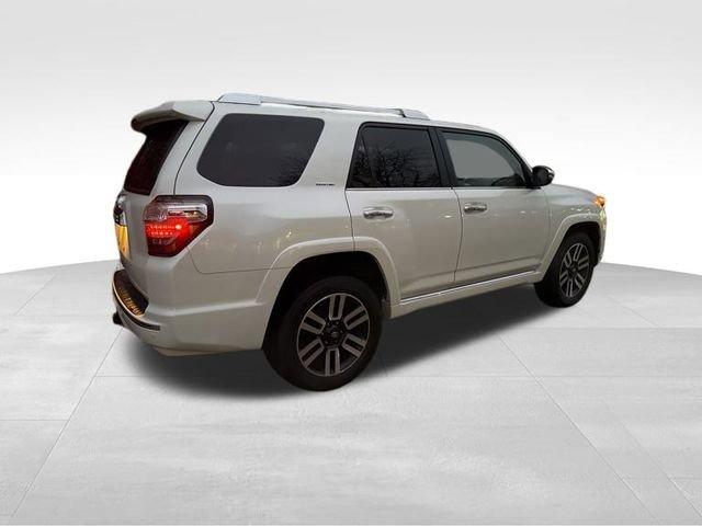 2022 Toyota 4RUN Vehicle Photo in MEDINA, OH 44256-9631