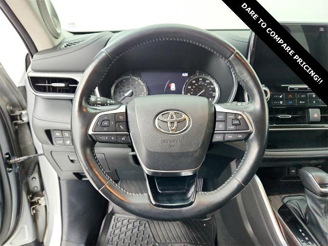 2021 Toyota Highlander Vehicle Photo in Grapevine, TX 76051