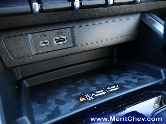 2025 Chevrolet Colorado Vehicle Photo in MAPLEWOOD, MN 55119-4794