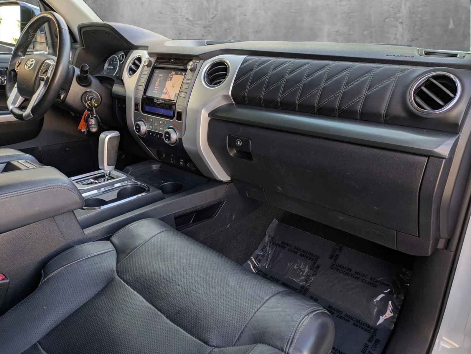 2017 Toyota Tundra 2WD Vehicle Photo in Tustin, CA 92782