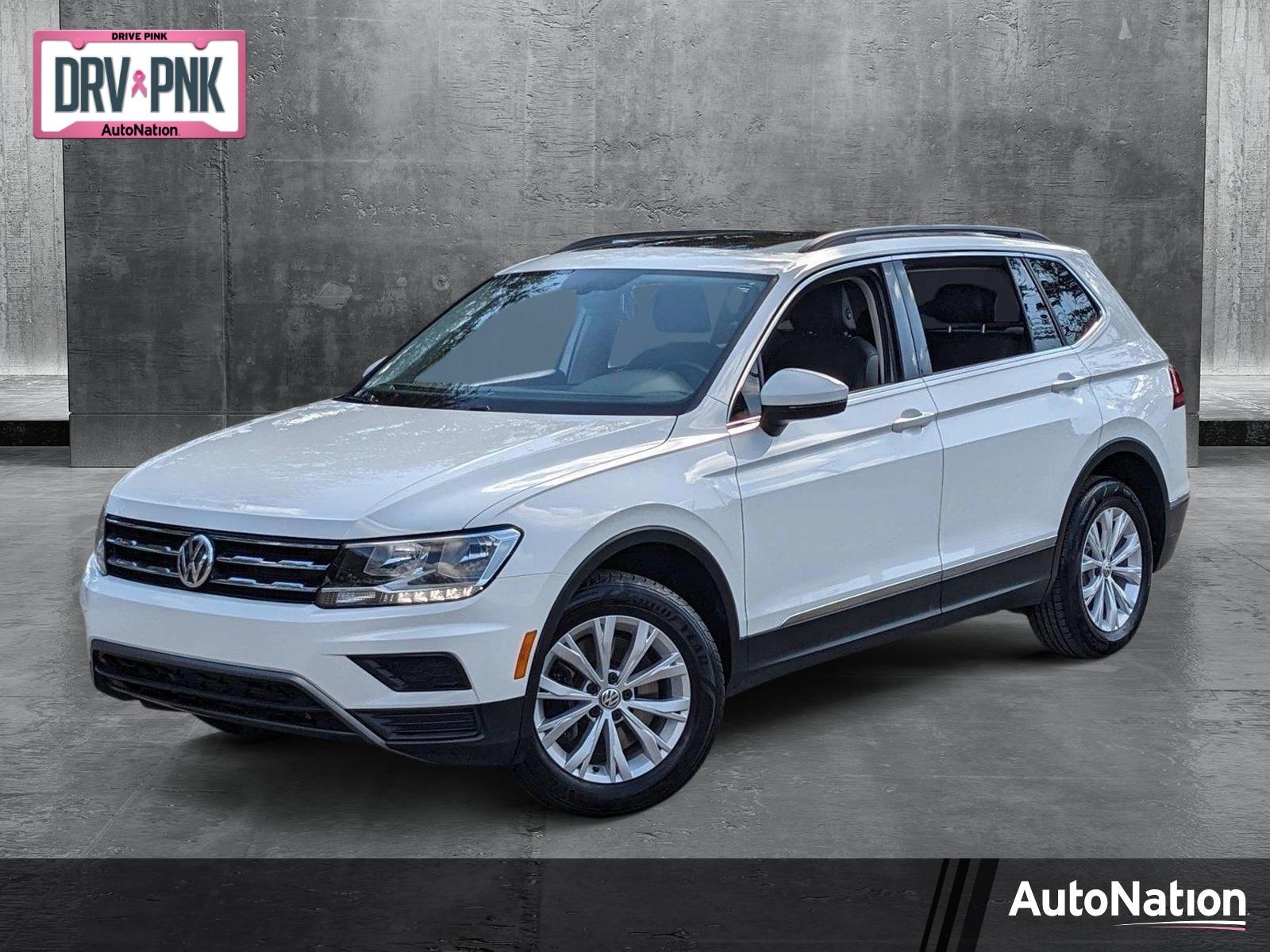 2018 Volkswagen Tiguan Vehicle Photo in Tampa, FL 33614