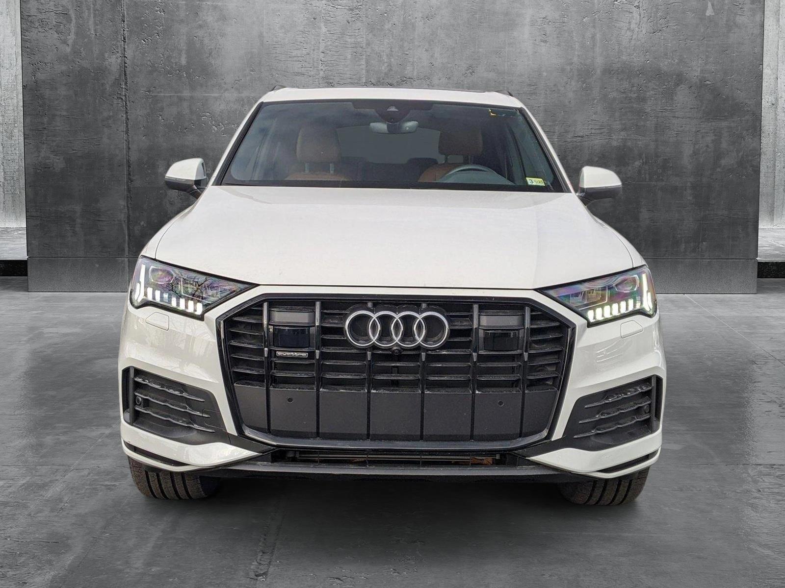 2023 Audi Q7 Vehicle Photo in Cockeysville, MD 21030