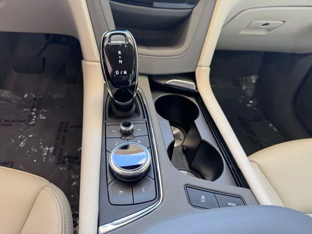 2025 Cadillac XT6 Vehicle Photo in DELRAY BEACH, FL 33483-3294