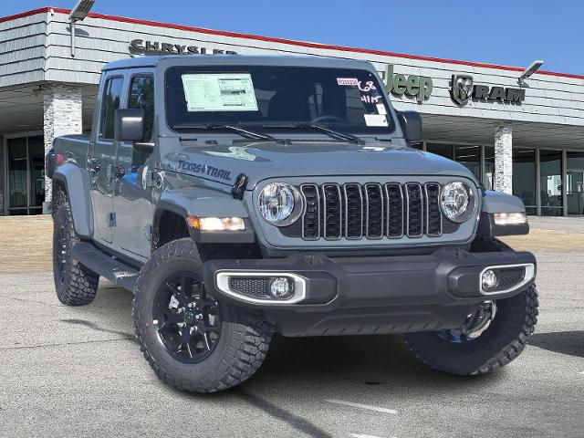 2025 Jeep Gladiator Vehicle Photo in Ennis, TX 75119-5114