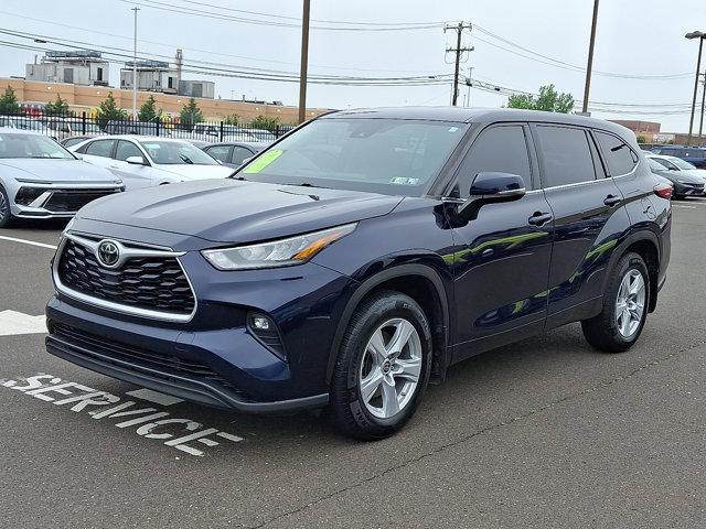2020 Toyota Highlander Vehicle Photo in Philadelphia, PA 19116