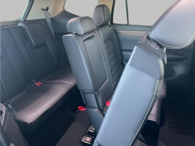 2025 Volkswagen Atlas Vehicle Photo in Appleton, WI 54913