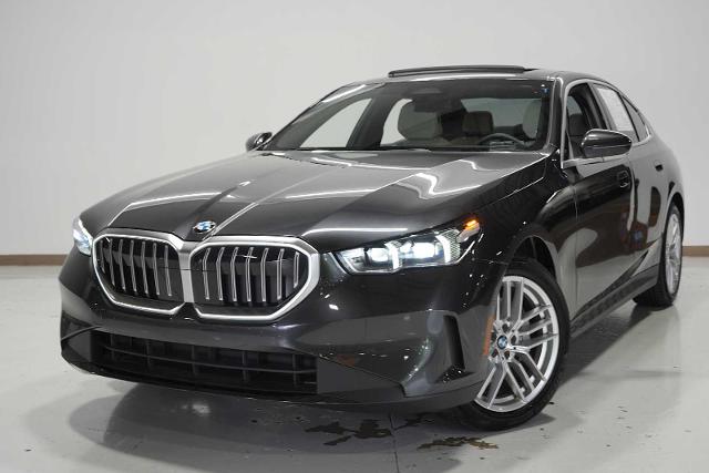 2025 BMW 530i Vehicle Photo in GRAPEVINE, TX 76051