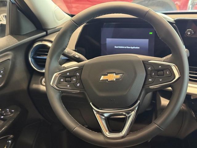 2025 Chevrolet Trax Vehicle Photo in COLUMBIA, MO 65203-3903