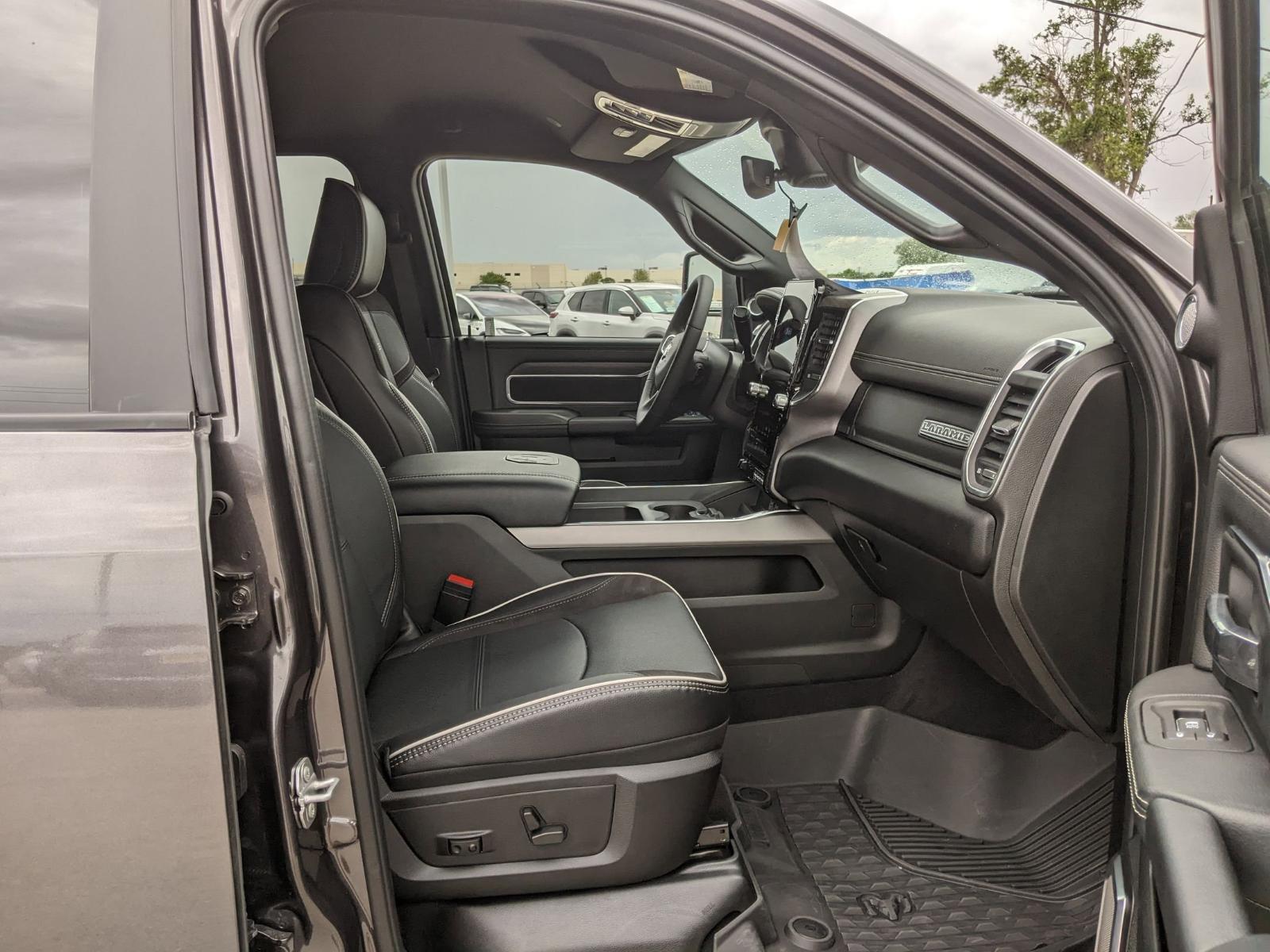 2025 Ram 3500 Vehicle Photo in Seguin, TX 78155