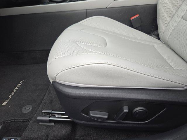 2025 Hyundai ELANTRA Hybrid Vehicle Photo in Decatur, TX 76234