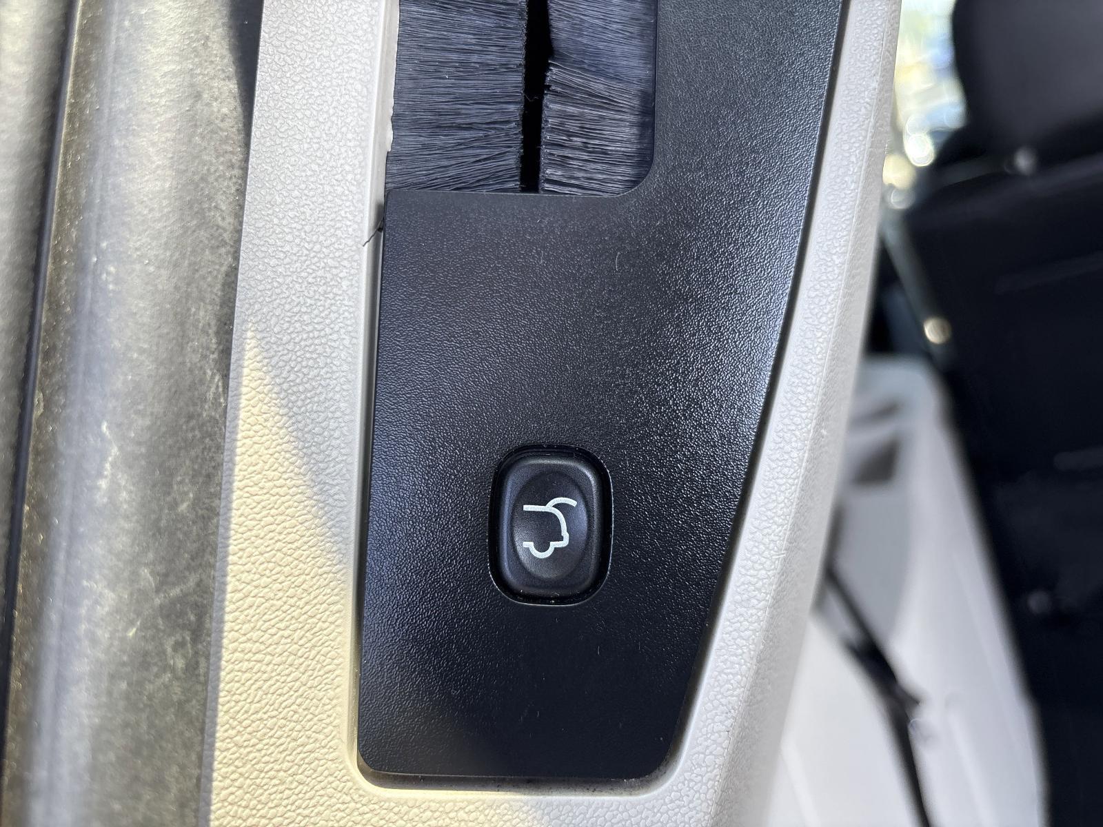 2016 Chrysler Town & Country Vehicle Photo in Mechanicsburg, PA 17050-1707