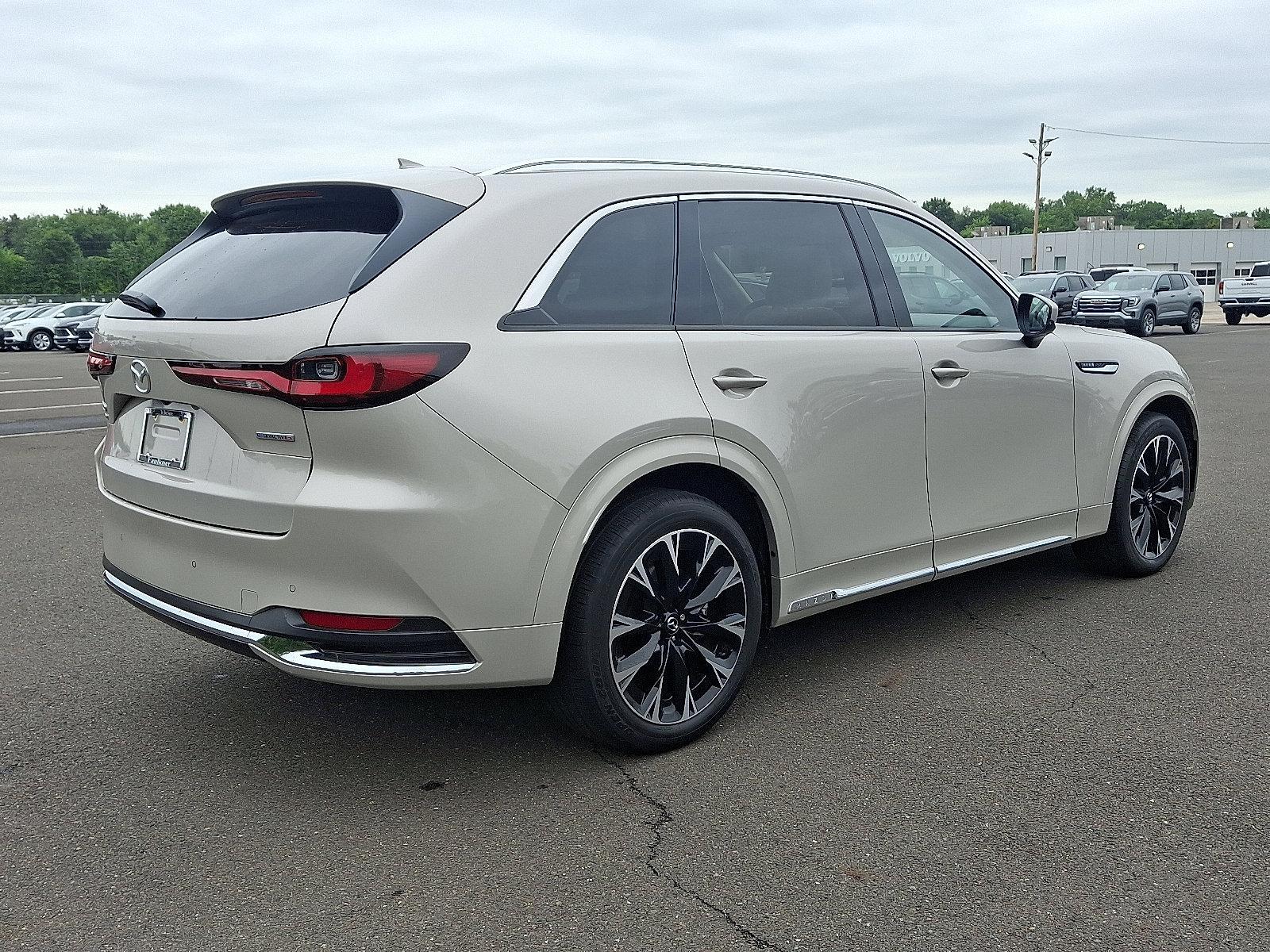 2024 Mazda CX-90 Vehicle Photo in Trevose, PA 19053
