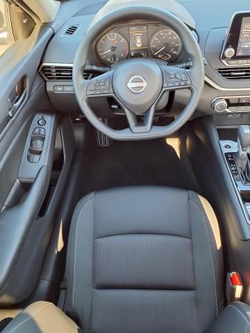 2025 Nissan Altima Vehicle Photo in Oshkosh, WI 54904