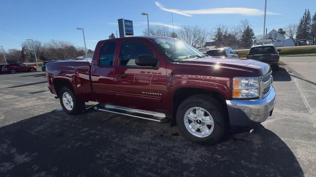 Used 2013 Chevrolet Silverado 1500 LT with VIN 1GCRKSE76DZ109955 for sale in Lewiston, Minnesota