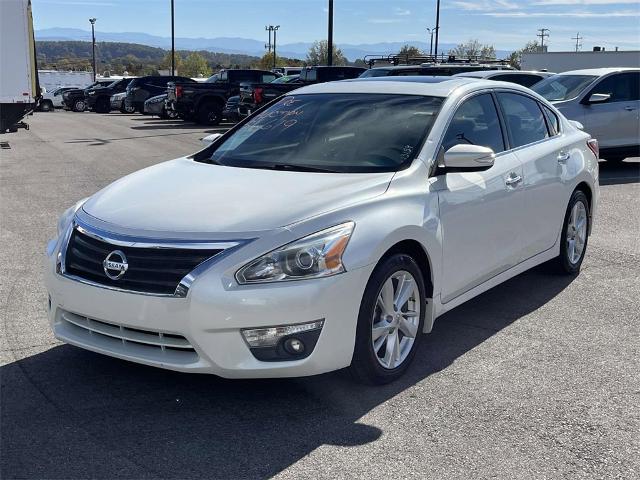 2013 Nissan Altima Vehicle Photo in ALCOA, TN 37701-3235