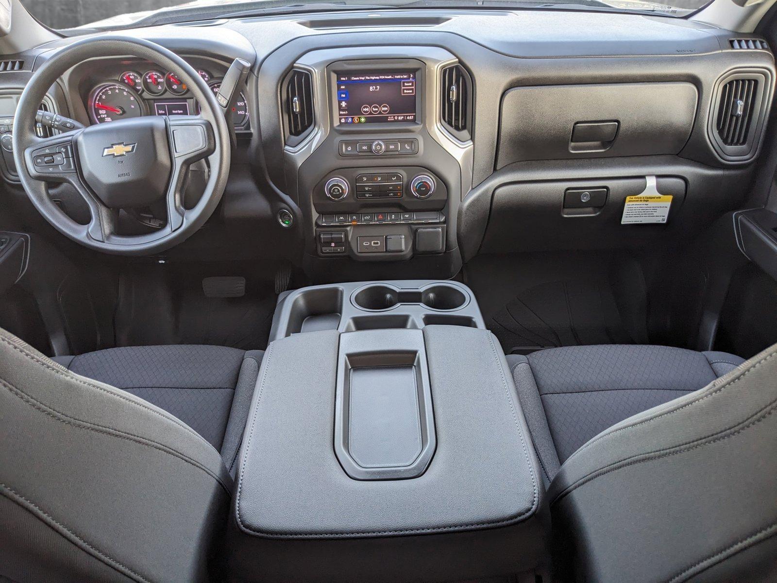 2025 Chevrolet Silverado 1500 Vehicle Photo in HOUSTON, TX 77034-5009