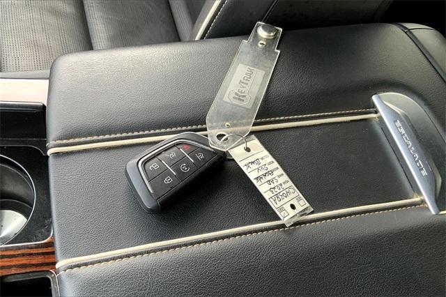 2023 Cadillac Escalade Vehicle Photo in KANSAS CITY, MO 64114-4545