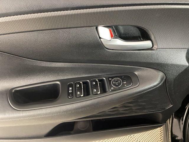 2020 Hyundai Santa Fe Vehicle Photo in PHOENIX, AZ 85014-3381