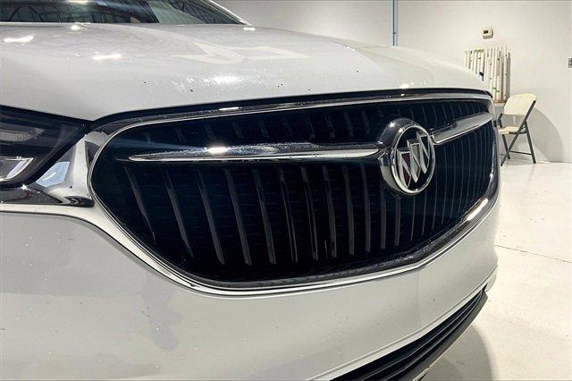 2020 Buick Enclave Vehicle Photo in TOPEKA, KS 66609-0000
