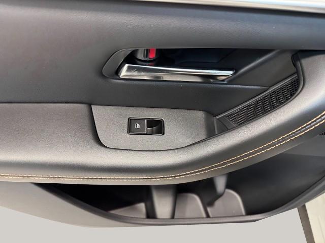 2025 Mazda CX-70 Vehicle Photo in Green Bay, WI 54304