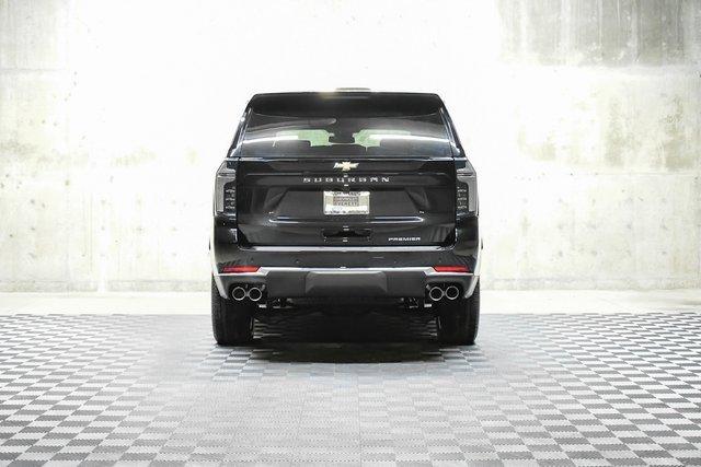 2025 Chevrolet Suburban Vehicle Photo in EVERETT, WA 98203-5662