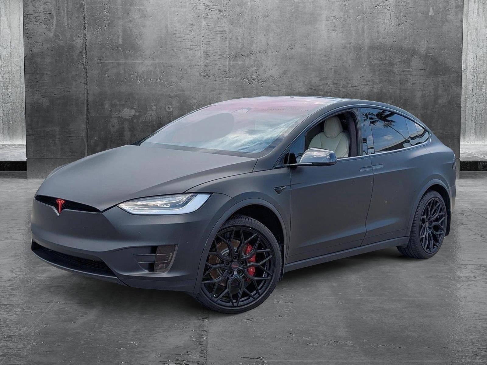 2021 Tesla Model X Vehicle Photo in Delray Beach, FL 33444