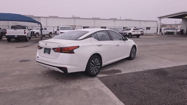 2023 Nissan Altima Vehicle Photo in NEDERLAND, TX 77627-8017