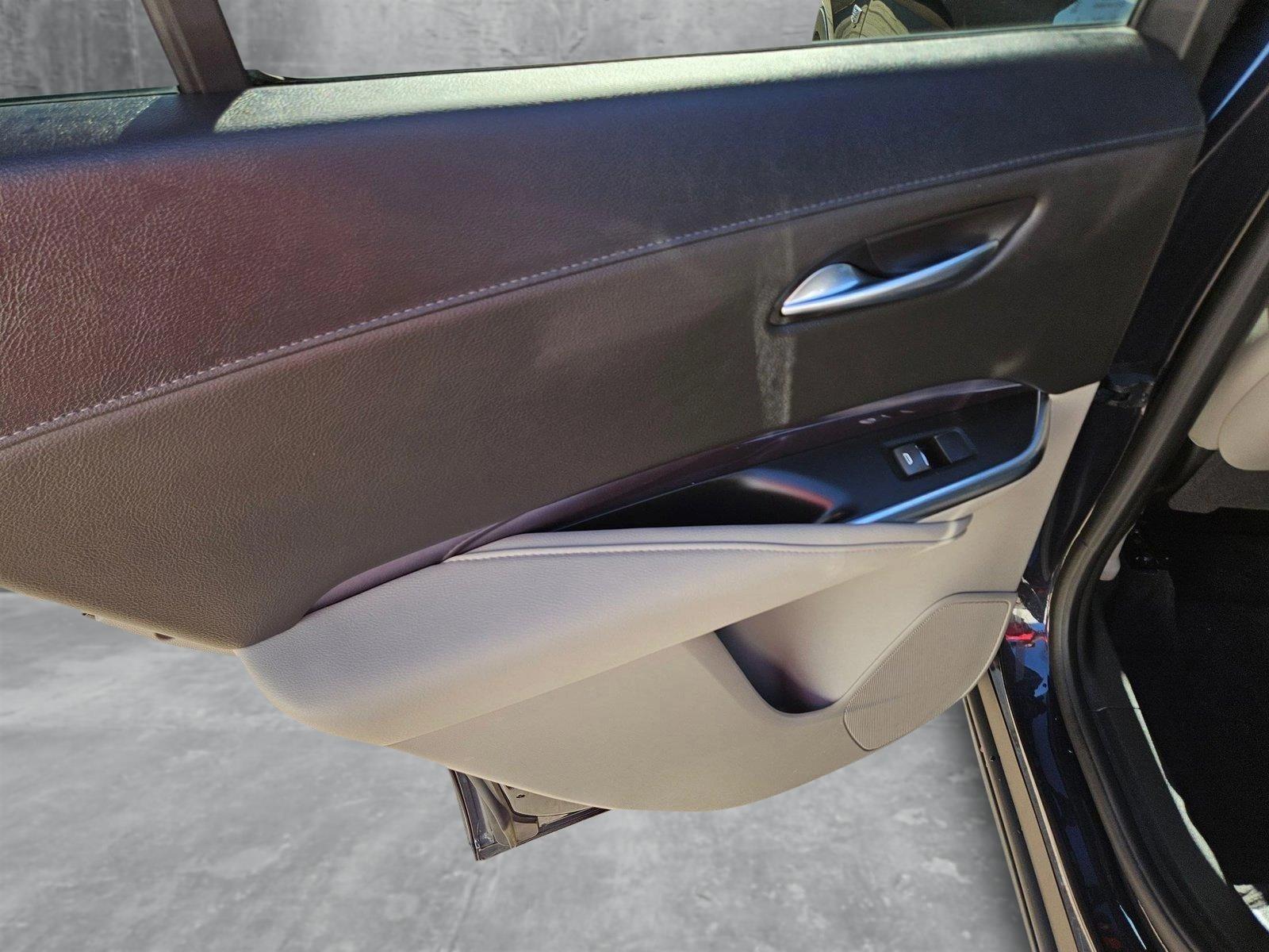 2022 Cadillac XT4 Vehicle Photo in NORTH RICHLAND HILLS, TX 76180-7199