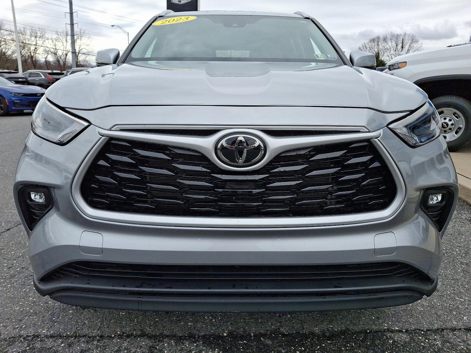 2023 Toyota Highlander Vehicle Photo in BETHLEHEM, PA 18017-9401