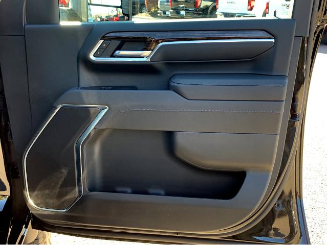 2025 GMC Sierra 2500 HD Vehicle Photo in BEAUFORT, SC 29906-4218