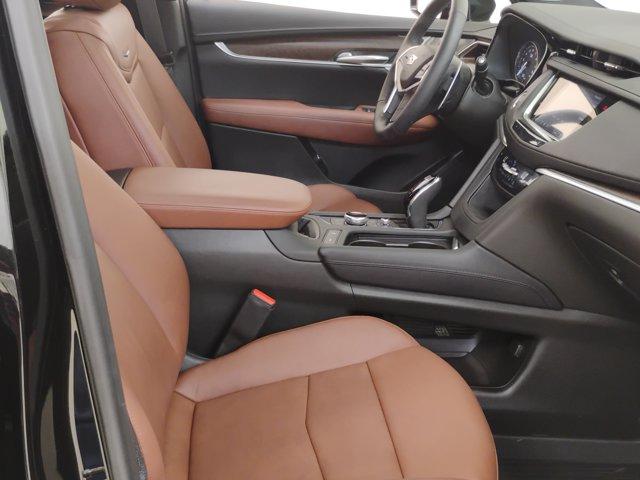2025 Cadillac XT5 Vehicle Photo in PINEVILLE, NC 28134-8495
