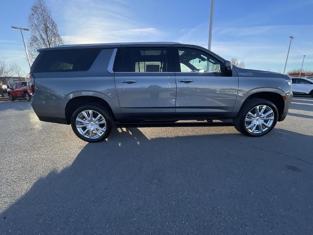 2022 Chevrolet Suburban Vehicle Photo in BENTONVILLE, AR 72712-4322