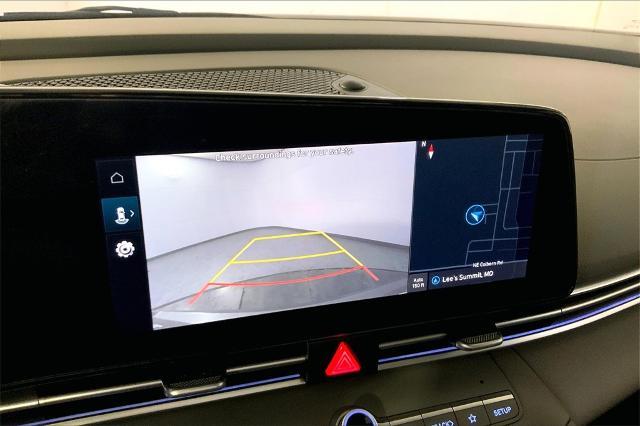 2024 Hyundai ELANTRA Vehicle Photo in Lees Summit, MO 64086