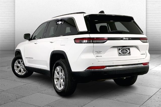 2023 Jeep Grand Cherokee Vehicle Photo in Kansas City, MO 64114
