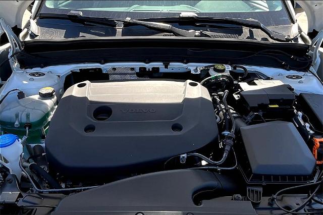 2025 Volvo XC40 Vehicle Photo in Grapevine, TX 76051