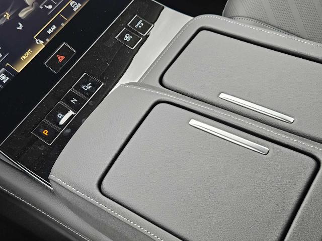 2025 INFINITI QX80 Vehicle Photo in Fort Worth, TX 76132