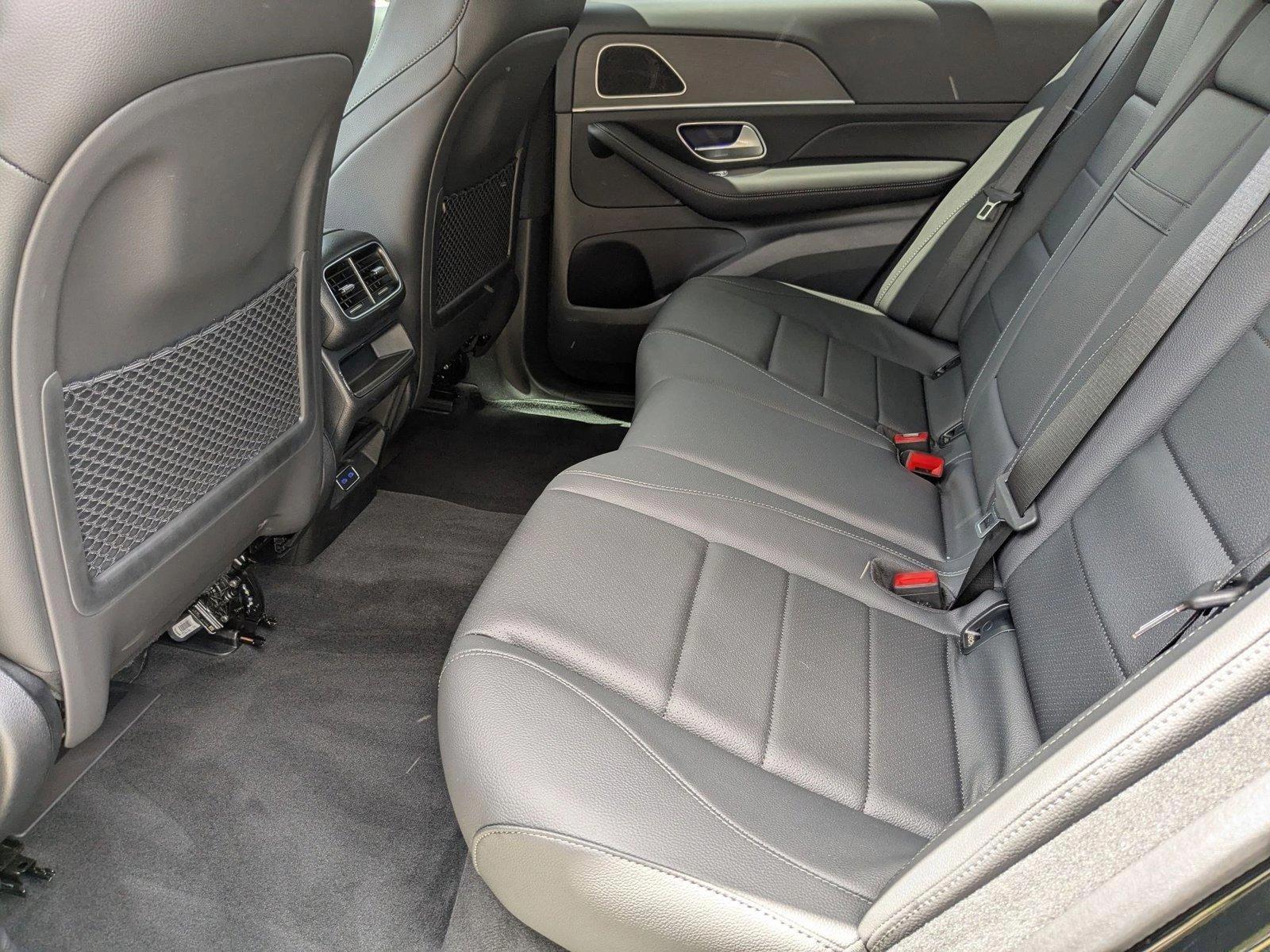 2025 Mercedes-Benz GLE Vehicle Photo in Miami, FL 33169