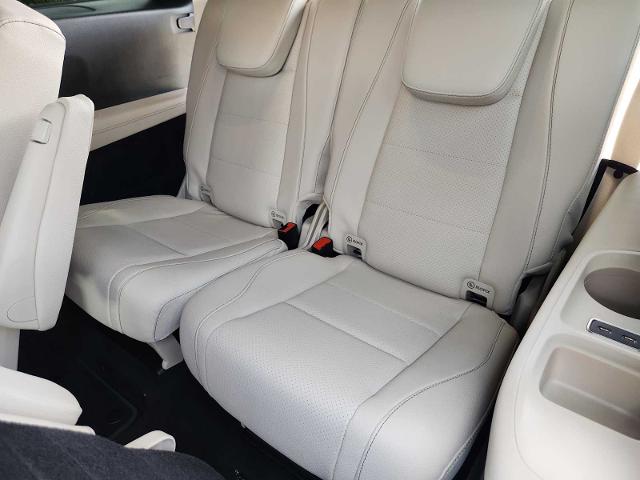 2025 Mercedes-Benz GLS Vehicle Photo in HOUSTON, TX 77079