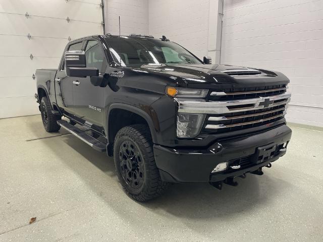Used 2022 Chevrolet Silverado 3500HD High Country with VIN 2GC4YVEY5N1214483 for sale in Rogers, Minnesota